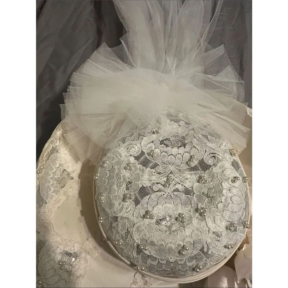 Vintage 1960’s T&G WEDDING HAT WITH VEIL - Picture 8 of 14